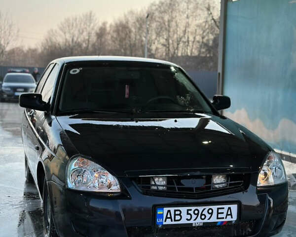 Черный ВАЗ 2172 Priora, объемом двигателя 1.6 л и пробегом 355 тыс. км за 2400 $, фото 1 на Automoto.ua