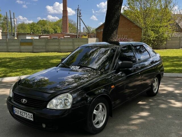 Черный ВАЗ 2172 Priora, объемом двигателя 1.6 л и пробегом 175 тыс. км за 2625 $, фото 1 на Automoto.ua