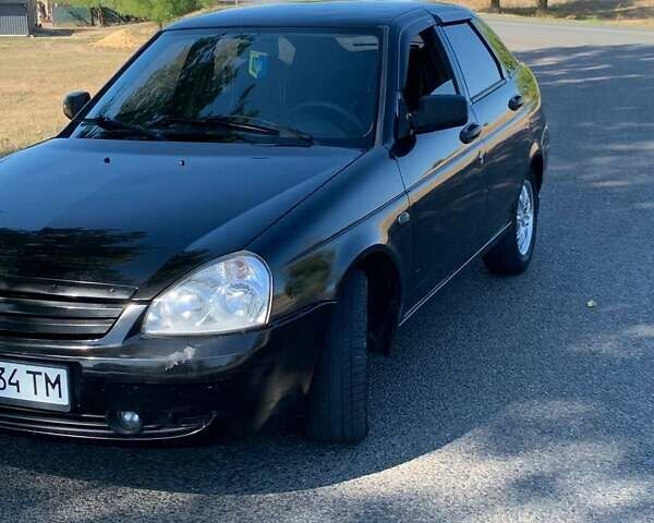 Черный ВАЗ 2172 Priora, объемом двигателя 1.6 л и пробегом 200 тыс. км за 2200 $, фото 1 на Automoto.ua