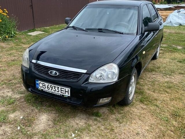 Черный ВАЗ 2172 Priora, объемом двигателя 1.6 л и пробегом 211 тыс. км за 2000 $, фото 1 на Automoto.ua