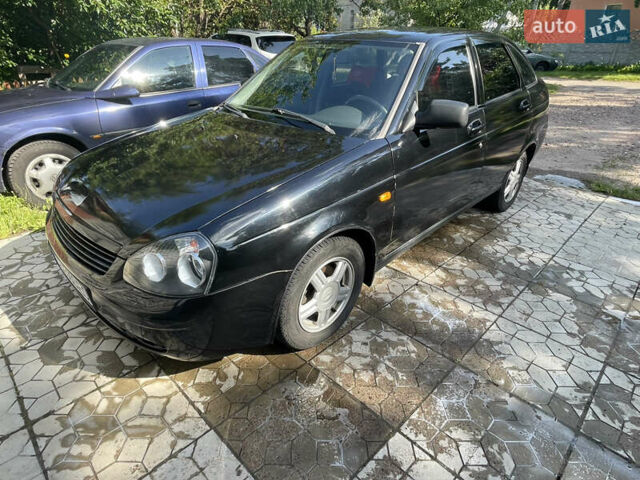 Черный ВАЗ 2172 Priora, объемом двигателя 1.6 л и пробегом 162 тыс. км за 3000 $, фото 1 на Automoto.ua