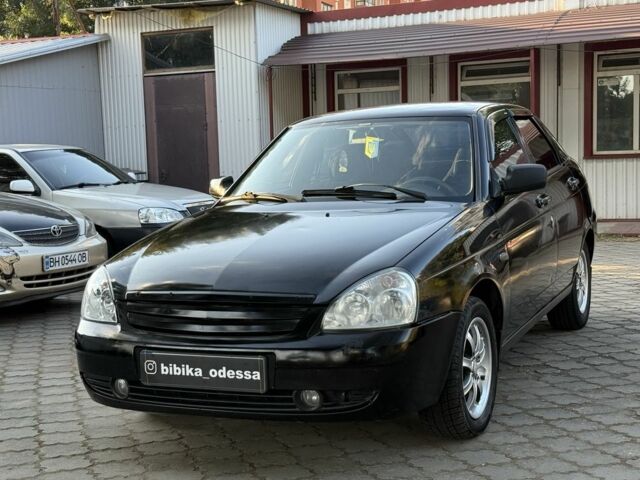 Черный ВАЗ 2172 Priora, объемом двигателя 1.6 л и пробегом 215 тыс. км за 1750 $, фото 1 на Automoto.ua