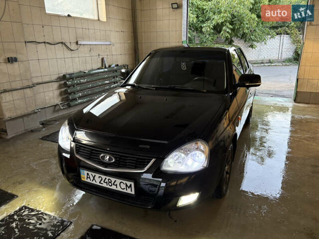 Черный ВАЗ 2172 Priora, объемом двигателя 1.6 л и пробегом 257 тыс. км за 3200 $, фото 1 на Automoto.ua
