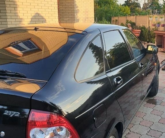 Черный ВАЗ 2172 Priora, объемом двигателя 1.6 л и пробегом 74 тыс. км за 3600 $, фото 1 на Automoto.ua