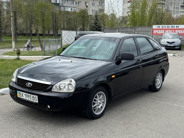 Черный ВАЗ 2172 Priora, объемом двигателя 1.6 л и пробегом 196 тыс. км за 2550 $, фото 1 на Automoto.ua