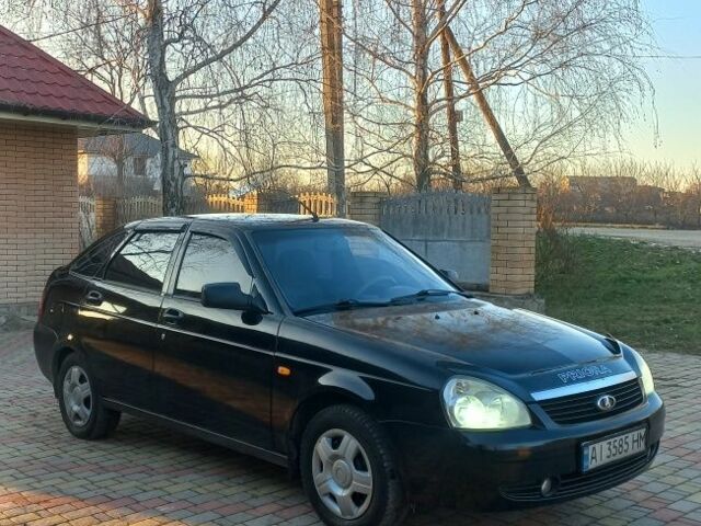 Черный ВАЗ 2172 Priora, объемом двигателя 1.6 л и пробегом 190 тыс. км за 2700 $, фото 1 на Automoto.ua