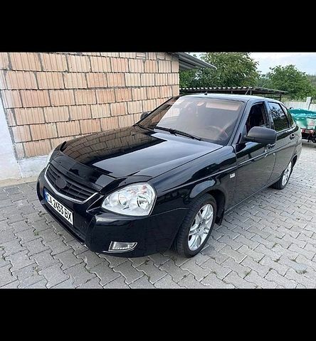 Чорний ВАЗ 2172 Priora, об'ємом двигуна 1.6 л та пробігом 215 тис. км за 2500 $, фото 1 на Automoto.ua