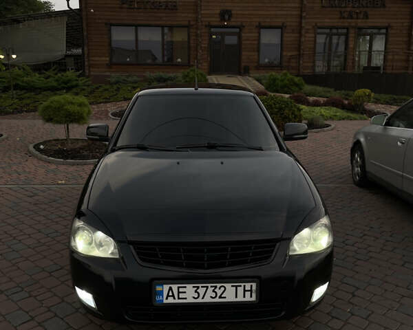 Чорний ВАЗ 2172 Priora, об'ємом двигуна 1.6 л та пробігом 104 тис. км за 4500 $, фото 1 на Automoto.ua