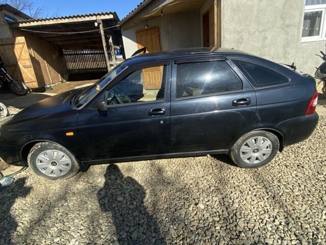 Чорний ВАЗ 2172 Priora, об'ємом двигуна 1.6 л та пробігом 99 тис. км за 2100 $, фото 1 на Automoto.ua