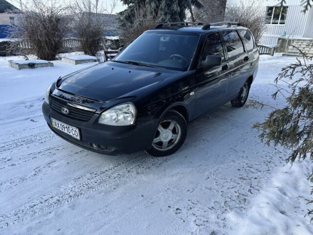 Черный ВАЗ 2172 Priora, объемом двигателя 1.6 л и пробегом 300 тыс. км за 1999 $, фото 1 на Automoto.ua