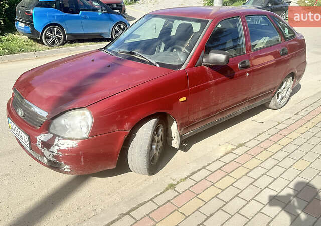 Красный ВАЗ 2172 Priora, объемом двигателя 1.6 л и пробегом 170 тыс. км за 1100 $, фото 1 на Automoto.ua