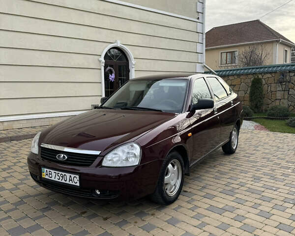 Красный ВАЗ 2172 Priora, объемом двигателя 0 л и пробегом 203 тыс. км за 2150 $, фото 1 на Automoto.ua
