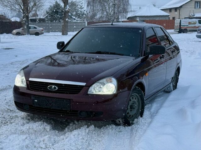 Червоний ВАЗ 2172 Priora, об'ємом двигуна 1.6 л та пробігом 160 тис. км за 3999 $, фото 1 на Automoto.ua