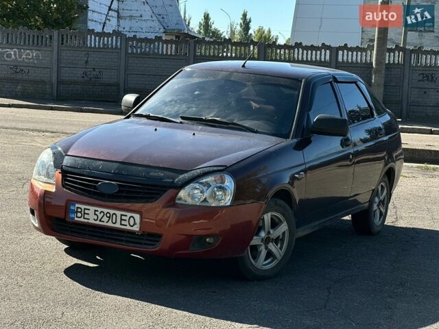 Червоний ВАЗ 2172 Priora, об'ємом двигуна 1.6 л та пробігом 180 тис. км за 2100 $, фото 1 на Automoto.ua