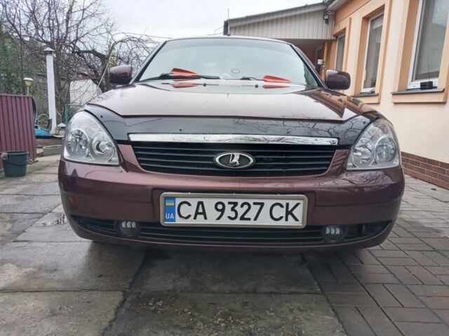 Червоний ВАЗ 2172 Priora, об'ємом двигуна 1 л та пробігом 98 тис. км за 3999 $, фото 1 на Automoto.ua