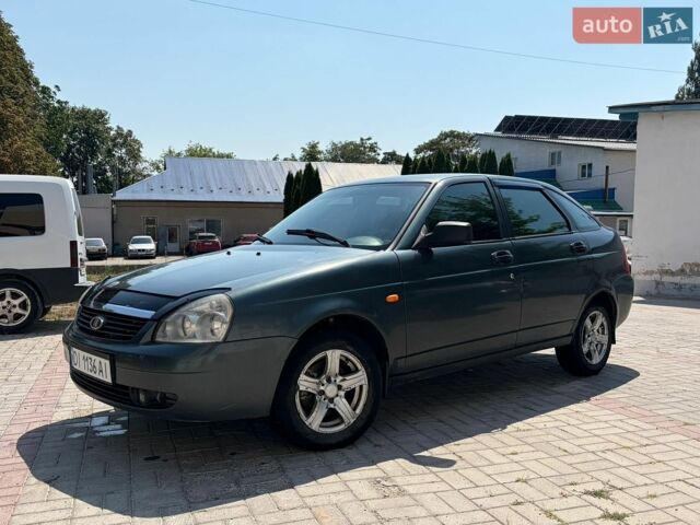 ВАЗ 2172 Priora, об'ємом двигуна 1.6 л та пробігом 254 тис. км за 1999 $, фото 1 на Automoto.ua