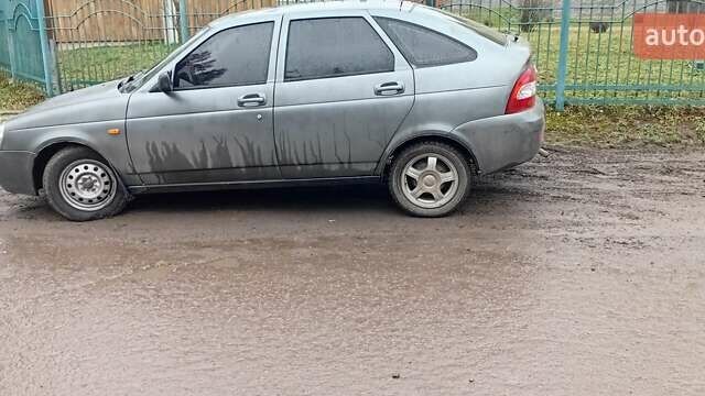 Сірий ВАЗ 2172 Priora, об'ємом двигуна 1.6 л та пробігом 117 тис. км за 2500 $, фото 1 на Automoto.ua