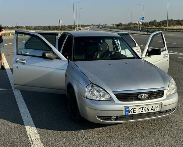 Серый ВАЗ 2172 Priora, объемом двигателя 1.6 л и пробегом 219 тыс. км за 3150 $, фото 1 на Automoto.ua