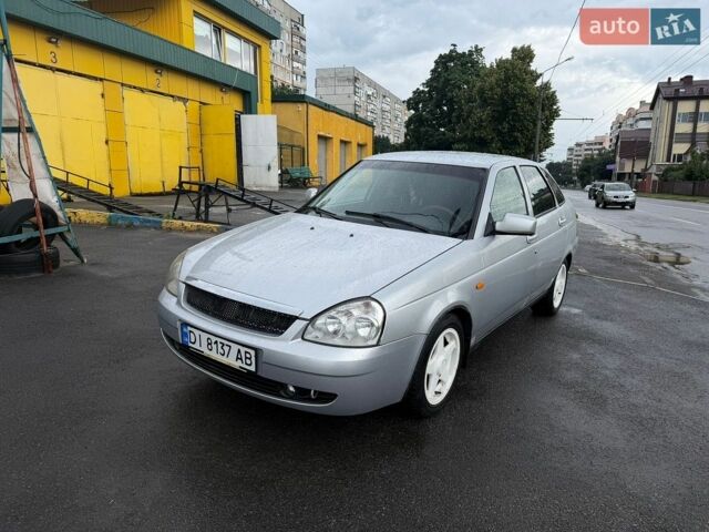 Сірий ВАЗ 2172 Priora, об'ємом двигуна 1.6 л та пробігом 200 тис. км за 2100 $, фото 1 на Automoto.ua