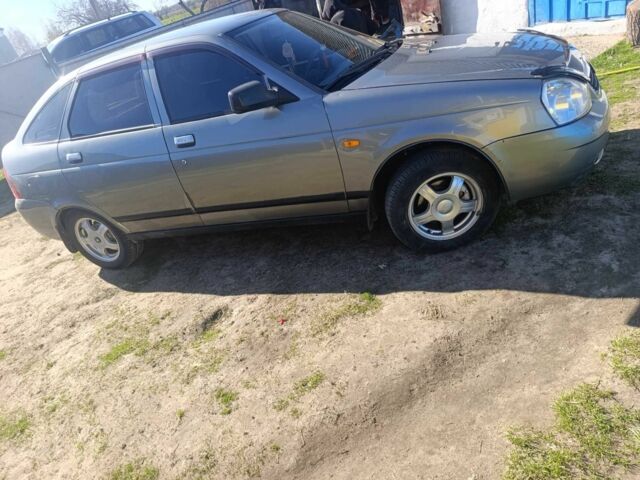 Сірий ВАЗ 2172 Priora, об'ємом двигуна 1.6 л та пробігом 2 тис. км за 2700 $, фото 1 на Automoto.ua