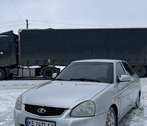 Серый ВАЗ 2172 Priora, объемом двигателя 1.6 л и пробегом 283 тыс. км за 3300 $, фото 1 на Automoto.ua