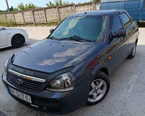 ВАЗ 2172 Priora 2008 в Житомире на Automoto.ua Серый ВАЗ 2172 Priora, объемом двигателя 1.6 л и пробегом 131 тыс. км за 2850 $, фото 1 на Automoto.ua