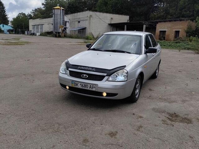 Сірий ВАЗ 2172 Priora, об'ємом двигуна 1.6 л та пробігом 89 тис. км за 2100 $, фото 1 на Automoto.ua
