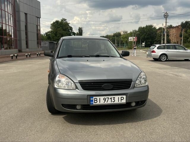 Сірий ВАЗ 2172 Priora, об'ємом двигуна 1.6 л та пробігом 290 тис. км за 2208 $, фото 1 на Automoto.ua
