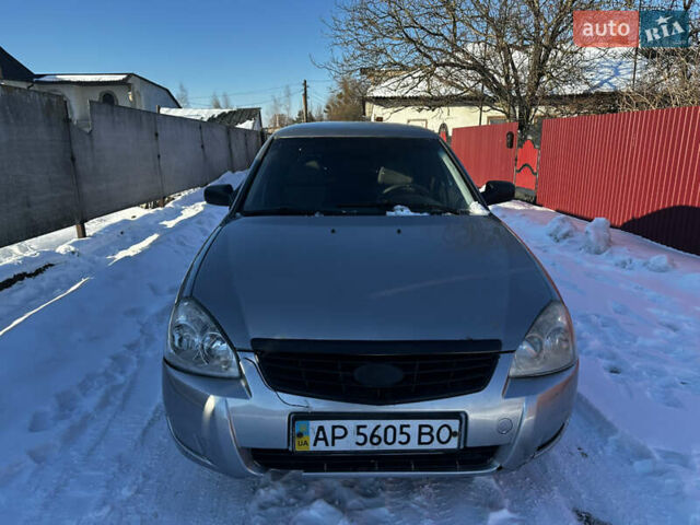 Серый ВАЗ 2172 Priora, объемом двигателя 1.6 л и пробегом 185 тыс. км за 1150 $, фото 1 на Automoto.ua