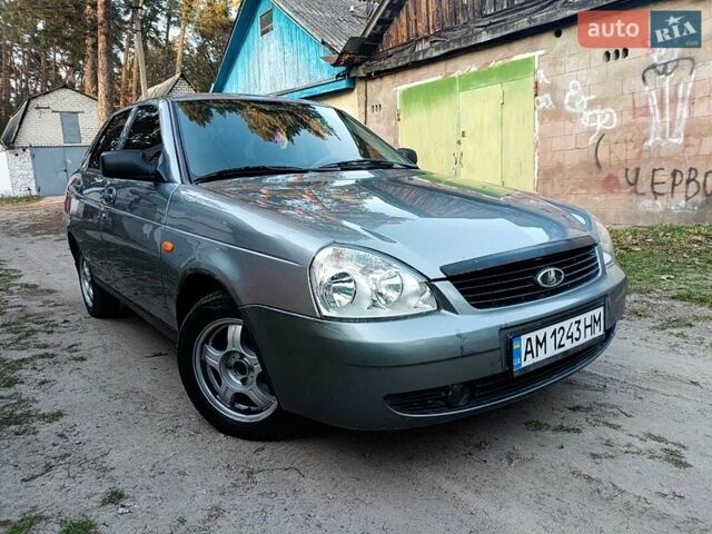 Серый ВАЗ 2172 Priora, объемом двигателя 1.6 л и пробегом 208 тыс. км за 2350 $, фото 1 на Automoto.ua