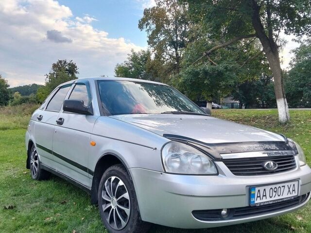 Сірий ВАЗ 2172 Priora, об'ємом двигуна 1.6 л та пробігом 315 тис. км за 2500 $, фото 1 на Automoto.ua