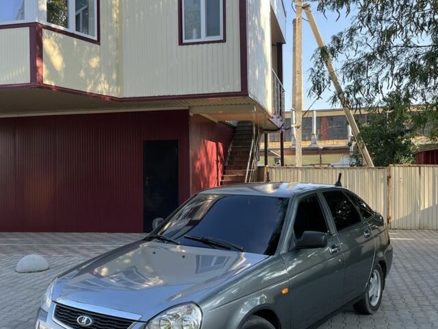 Сірий ВАЗ 2172 Priora, об'ємом двигуна 1.6 л та пробігом 105 тис. км за 3102 $, фото 1 на Automoto.ua