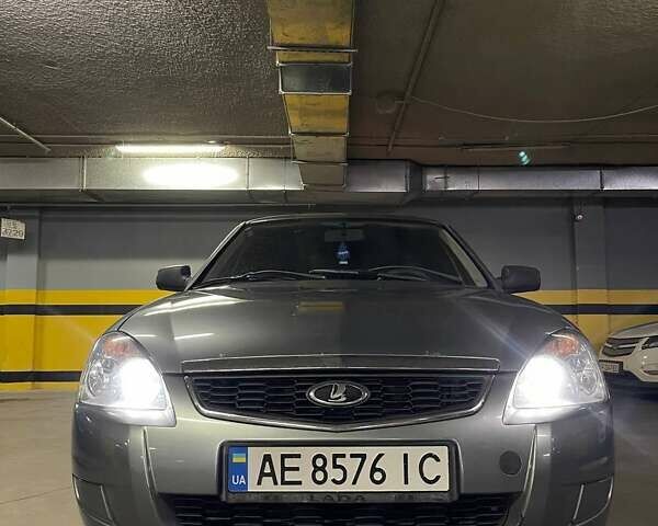 Серый ВАЗ 2172 Priora, объемом двигателя 1.6 л и пробегом 207 тыс. км за 3300 $, фото 1 на Automoto.ua