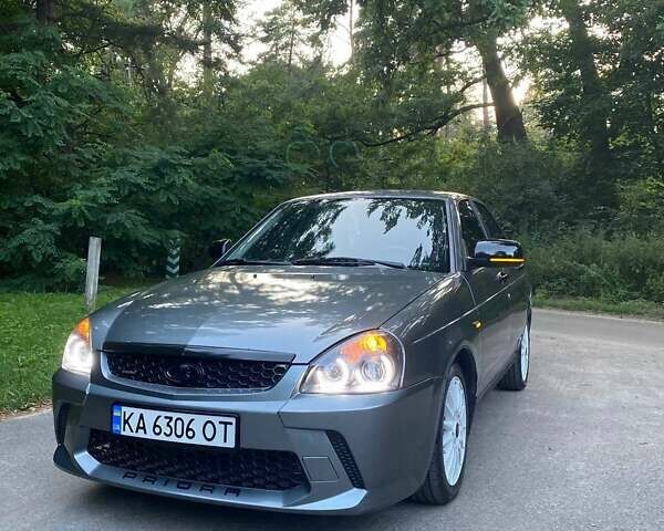 Сірий ВАЗ 2172 Priora, об'ємом двигуна 1.6 л та пробігом 201 тис. км за 3500 $, фото 1 на Automoto.ua