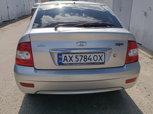 Серый ВАЗ 2172 Priora, объемом двигателя 1.6 л и пробегом 101 тыс. км за 3100 $, фото 1 на Automoto.ua