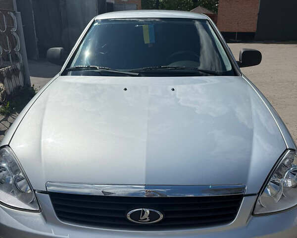 Серый ВАЗ 2172 Priora, объемом двигателя 1.6 л и пробегом 58 тыс. км за 3500 $, фото 1 на Automoto.ua