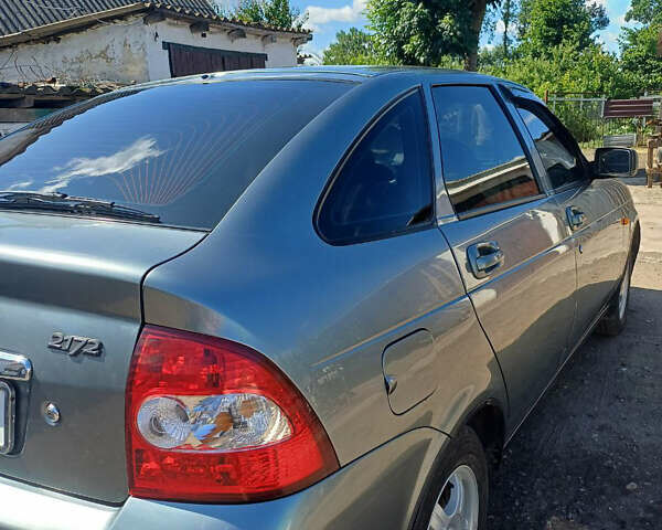 Сірий ВАЗ 2172 Priora, об'ємом двигуна 1.6 л та пробігом 100 тис. км за 3600 $, фото 1 на Automoto.ua