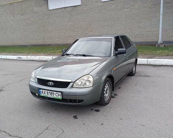 Серый ВАЗ 2172 Priora, объемом двигателя 1.6 л и пробегом 437 тыс. км за 2500 $, фото 1 на Automoto.ua