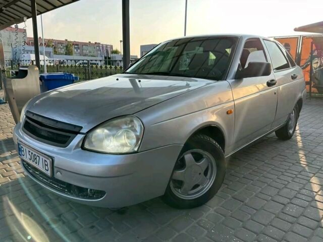 Сірий ВАЗ 2172 Priora, об'ємом двигуна 1.6 л та пробігом 200 тис. км за 2350 $, фото 1 на Automoto.ua