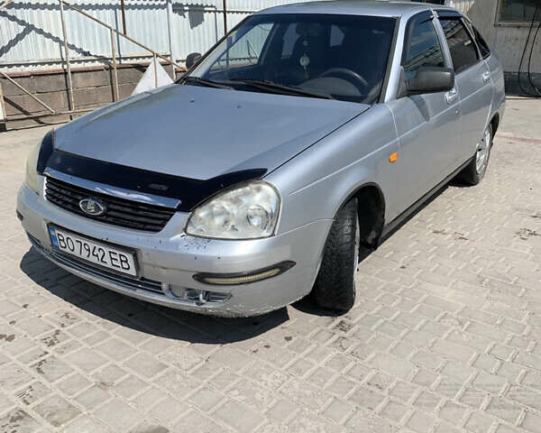 Сірий ВАЗ 2172 Priora, об'ємом двигуна 1.6 л та пробігом 145 тис. км за 2600 $, фото 1 на Automoto.ua