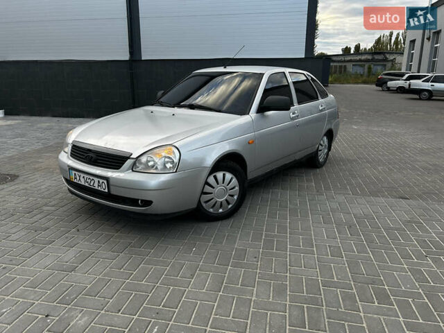 Сірий ВАЗ 2172 Priora, об'ємом двигуна 1.6 л та пробігом 169 тис. км за 2650 $, фото 1 на Automoto.ua