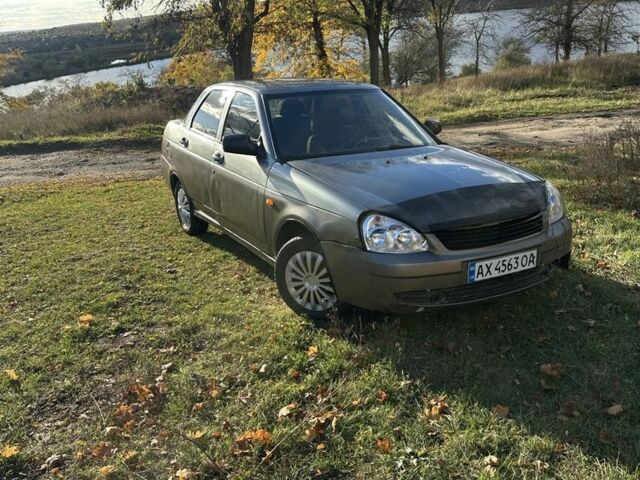 Серый ВАЗ 2172 Priora, объемом двигателя 1.6 л и пробегом 123 тыс. км за 1133 $, фото 1 на Automoto.ua