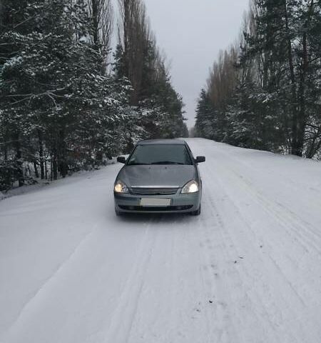 Сірий ВАЗ 2172 Priora, об'ємом двигуна 1.6 л та пробігом 170 тис. км за 3700 $, фото 1 на Automoto.ua