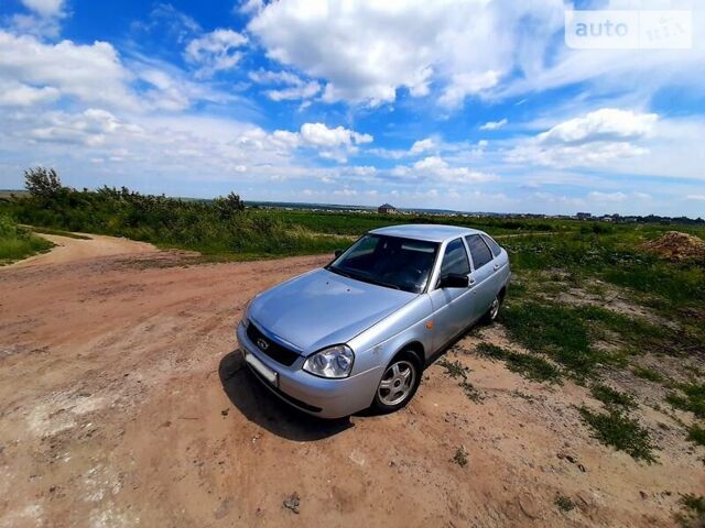 Сірий ВАЗ 2172 Priora, об'ємом двигуна 1.6 л та пробігом 260 тис. км за 2600 $, фото 1 на Automoto.ua