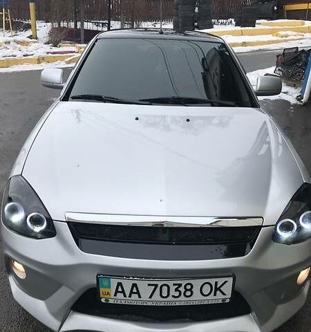 Сірий ВАЗ 2172 Priora, об'ємом двигуна 1.6 л та пробігом 110 тис. км за 4800 $, фото 1 на Automoto.ua