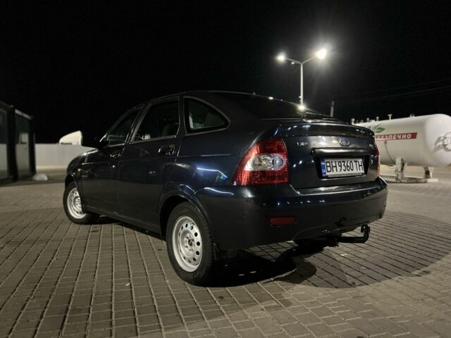 Синий ВАЗ 2172 Priora, объемом двигателя 1.6 л и пробегом 184 тыс. км за 2700 $, фото 1 на Automoto.ua
