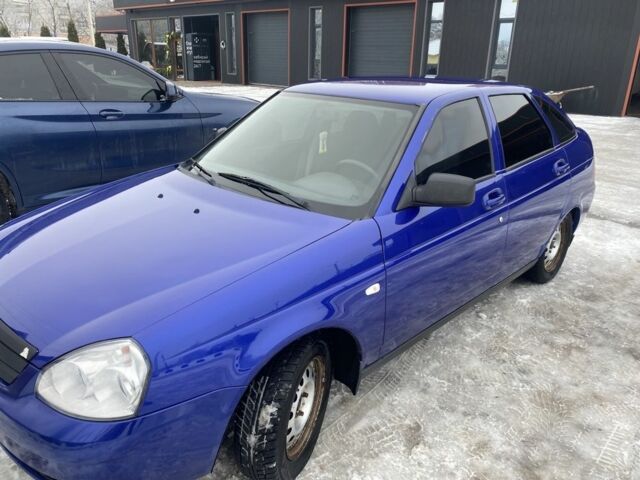 Синій ВАЗ 2172 Priora, об'ємом двигуна 1.6 л та пробігом 150 тис. км за 3500 $, фото 1 на Automoto.ua