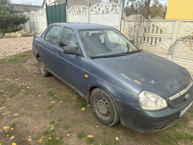 Синий ВАЗ 2172 Priora, объемом двигателя 1.6 л и пробегом 270 тыс. км за 1600 $, фото 1 на Automoto.ua