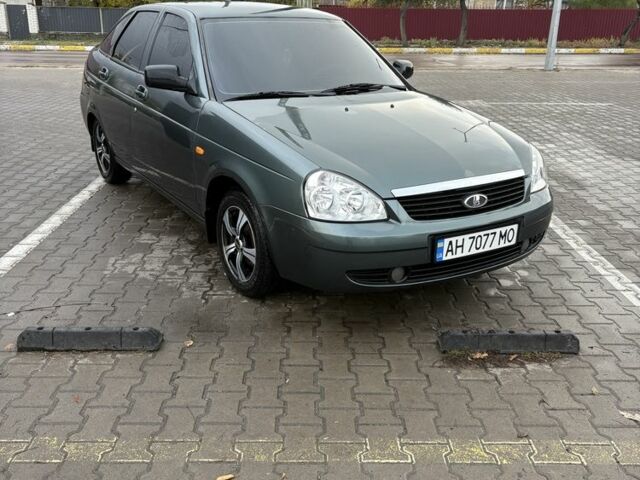 Зелений ВАЗ 2172 Priora, об'ємом двигуна 1.6 л та пробігом 50 тис. км за 4500 $, фото 1 на Automoto.ua