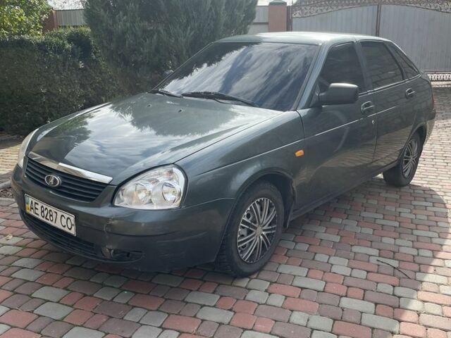 ВАЗ 2172 Priora 2008 в Царичанке на Automoto.ua Зеленый ВАЗ 2172 Priora, объемом двигателя 1.6 л и пробегом 211 тыс. км за 1900 $, фото 1 на Automoto.ua